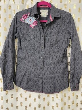 Panhandle Western Button-Up Shirt 100% Cotton, Gray with Embroidered Pink Detail
